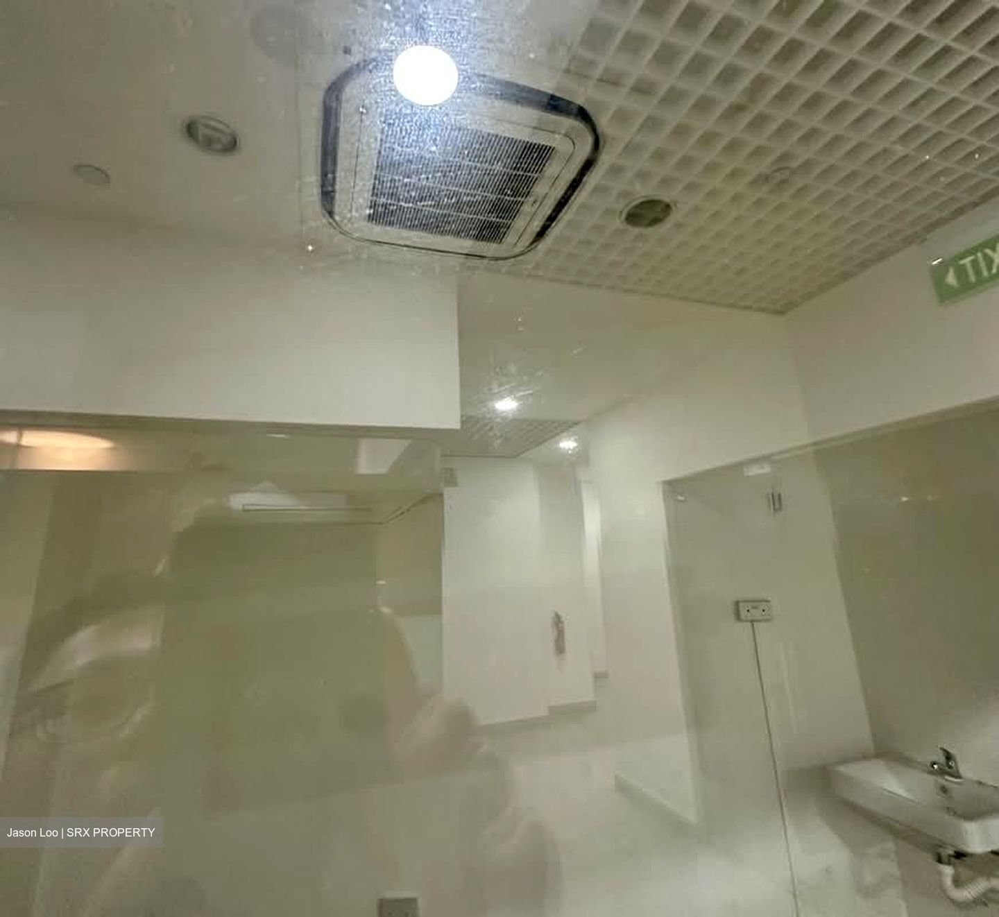 Icon@changi (D14), Shop House #572113891